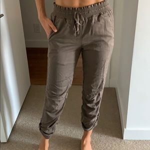 CALVIN KLEIN cargo style pant size Small